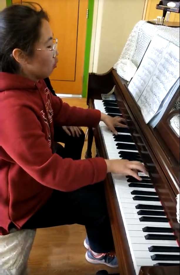 钢琴演奏