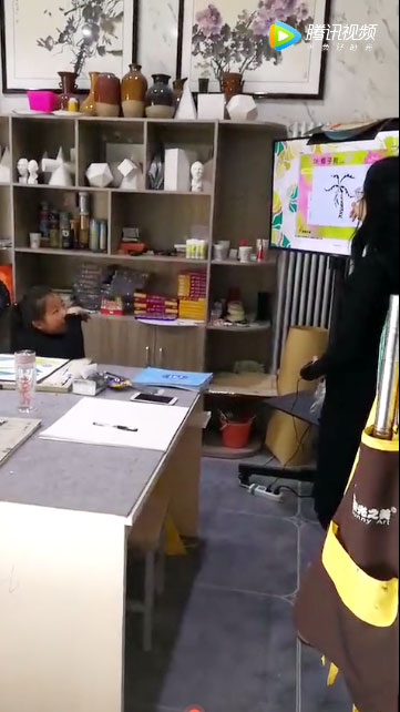 银燕七彩美术教学