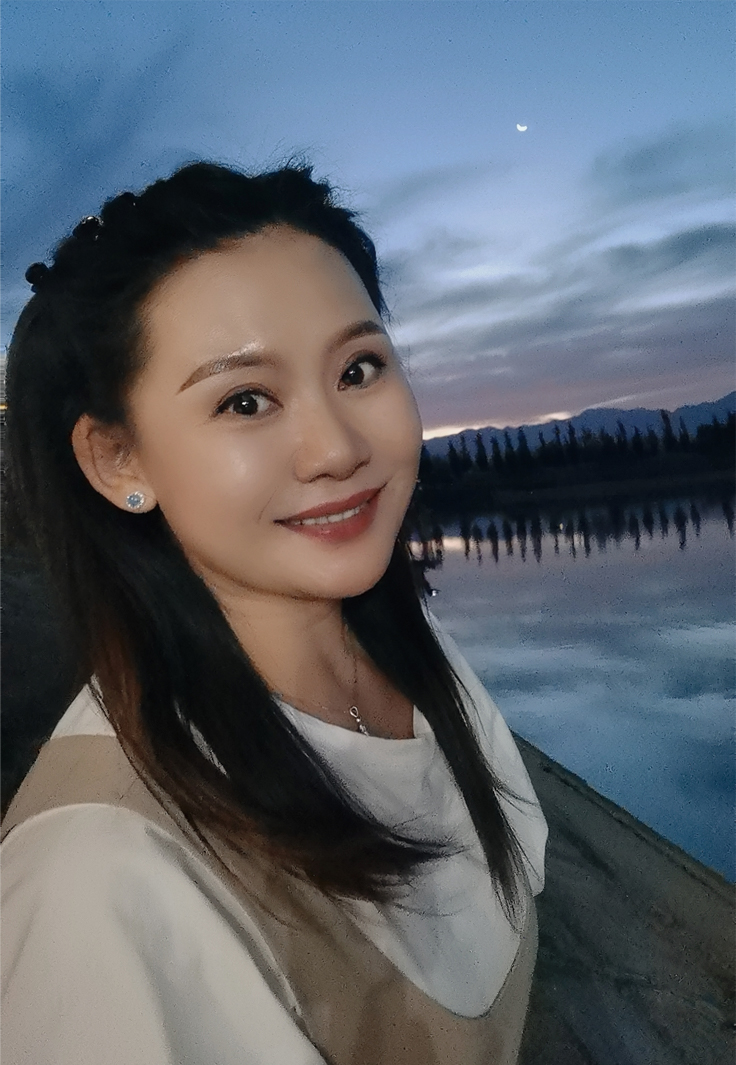 总校舞蹈中心副主任-李芳